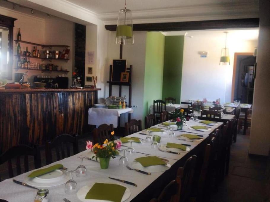 Casa Restaurante O Pites Villa Alfaiao Exteriör bild